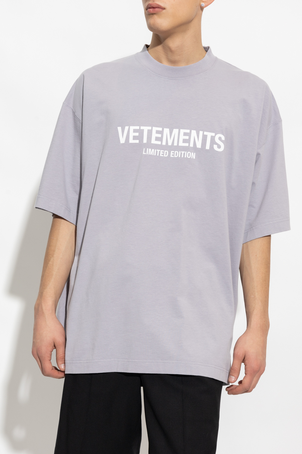 Purple T-shirt with logo VETEMENTS - Vitkac Canada